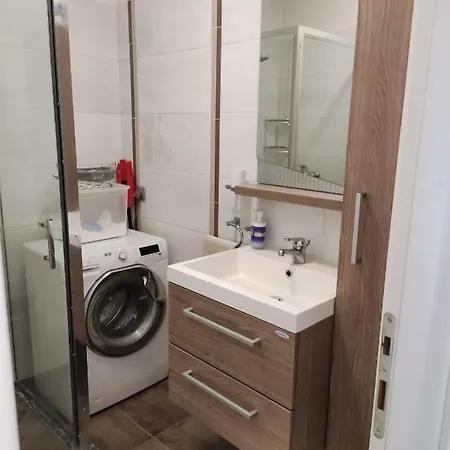Apartment Adriana *